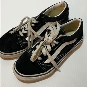 Kids Black and White Vans size US 1.5